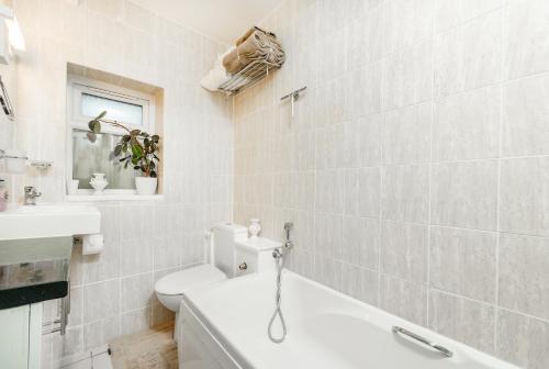 Gallery image of Henley-on-Thames Studio Apartment in Henley on Thames