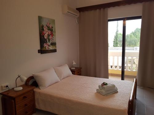 Giường trong phòng chung tại Georgia Old Town Apartments