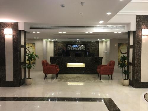 Remaz Suites Hotelにあるシーティングエリア