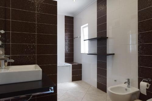 Ένα μπάνιο στο Akivillas Pera Relax II