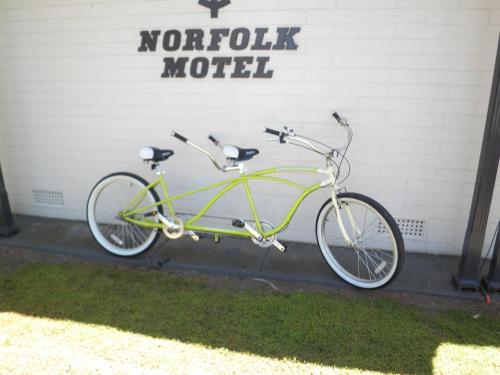 Jízda na kole v ubytování Norfolk Motor Inn nebo okolí