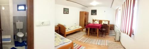 Ruang duduk di Zárug Vendégház