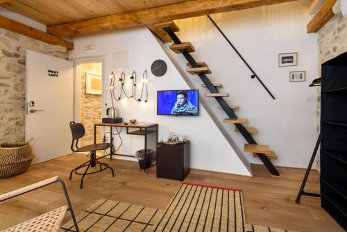 Apartments & Rooms Tiramola - Old Town