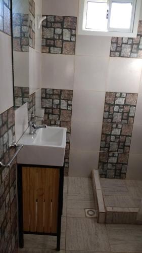 Kopalnica v nastanitvi Complejo ARABELA