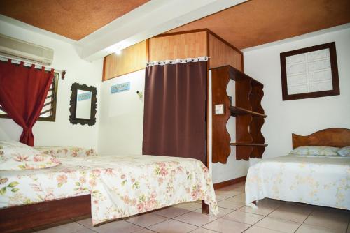 Hotel Marielosにあるベッド