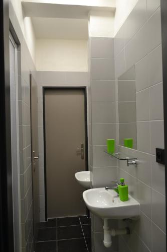 Phòng tắm tại Sporthotel Zimní stadion Benešov