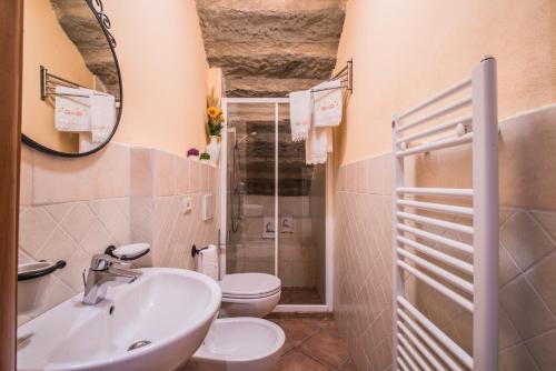 Kylpyhuone majoituspaikassa Agriturismo Casetta I