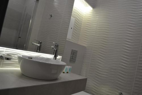 Un baño de Horizon Hotel