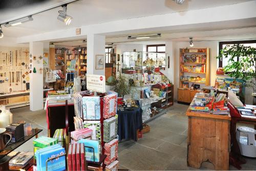 a store with a lot of items on display at Tagungshaus Kloster Heiligkreuztal in Altheim