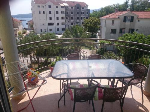 A balcony or terrace at Apartments Olga