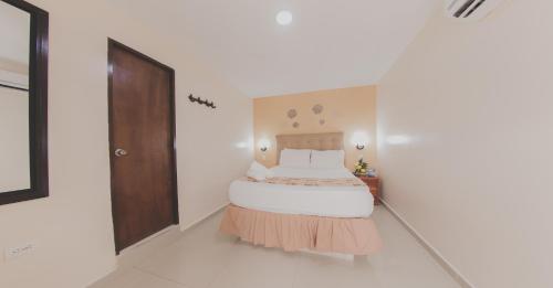 Koupelna v ubytování Azuán Suites Hotel By GEH Suites
