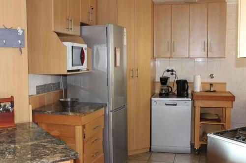 Küche/Küchenzeile in der Unterkunft Port Owen Self Catering