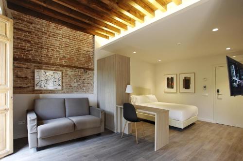 San Lorenzo Suites, San Lorenzo de El Escorial – Updated 2023 ...