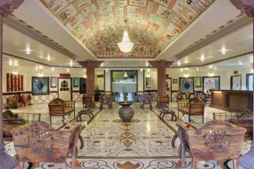 Posezení v ubytování Marugarh Resort and Spa