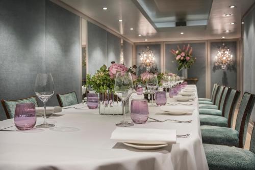 The Capital Hotel, Apartments & Townhouse - Small Luxury Hotels of The World photo 71