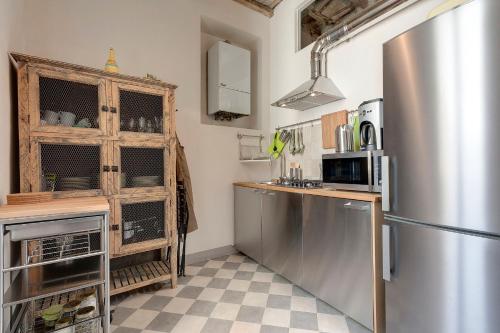 GM Apartment by Mamo Florence