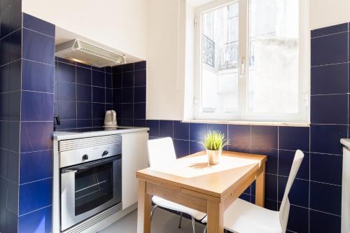 FLH Bairro Alto Central Apartment