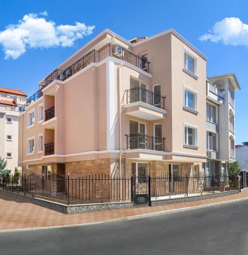 Foto Feniks Apartments 1