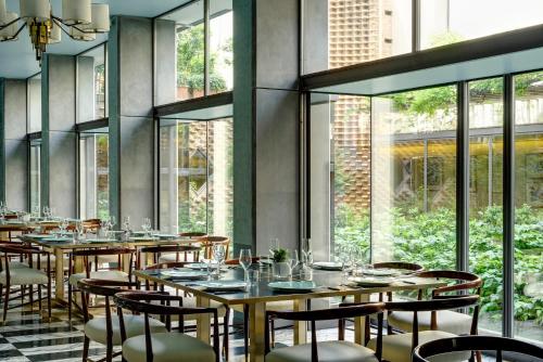 Ein Restaurant oder anderes Speiselokal in der Unterkunft Grand Hotel Minerva 