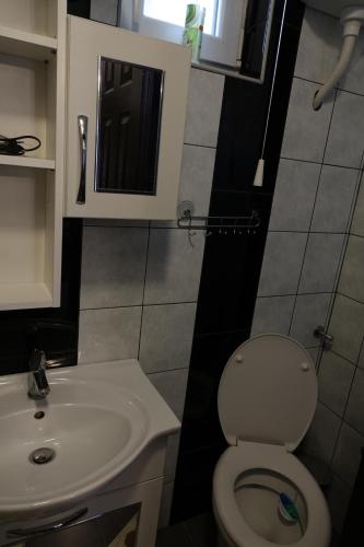 Koupelna v ubytování Mesteri Apartman