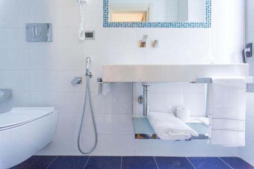 Koupelna v ubytování Hotel Piacenza