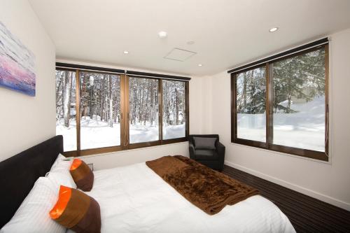 Sky Park Happo Apartments