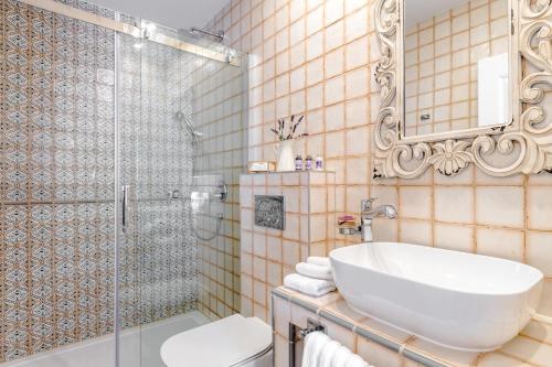 Heritage suites Zanini tesisinde bir banyo