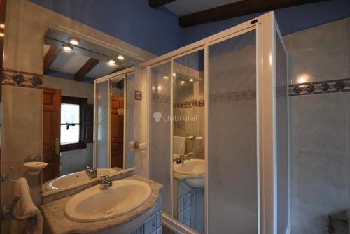 Kúpeľňa v ubytovaní Casa Rural Alborada