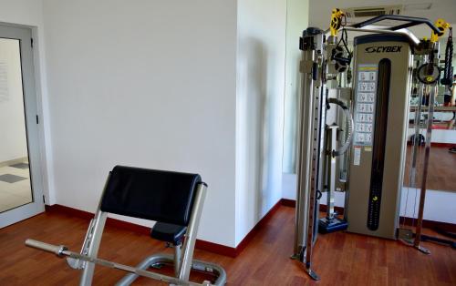 Gimnasio o instalaciones de fitness de SkyLounge Apartment 2 Colombo