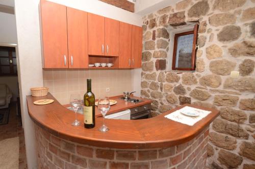 Imagen de la galería de Apartments Željko, en Kotor