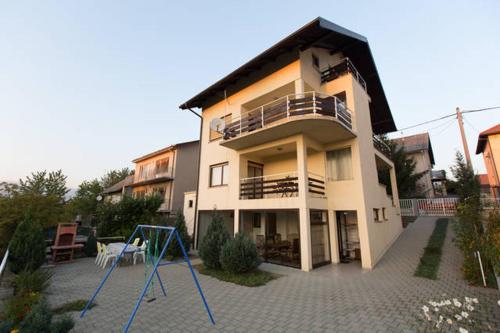 Apartments Maximir