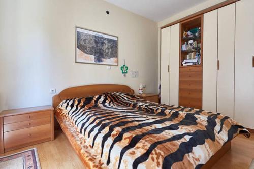 Tempat tidur dalam kamar di Apartment Vladan