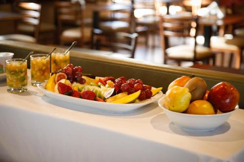 Mad på hotellet eller i nærheden