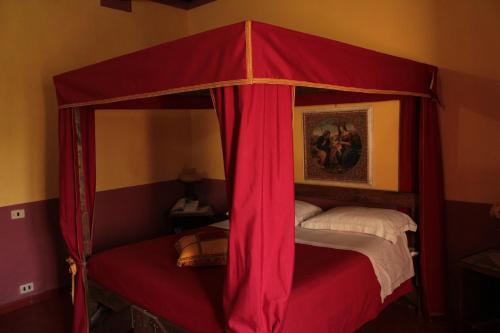 Dviaukštė lova arba lovos apgyvendinimo įstaigoje S.Maria degli Angeli C. Ospitalità