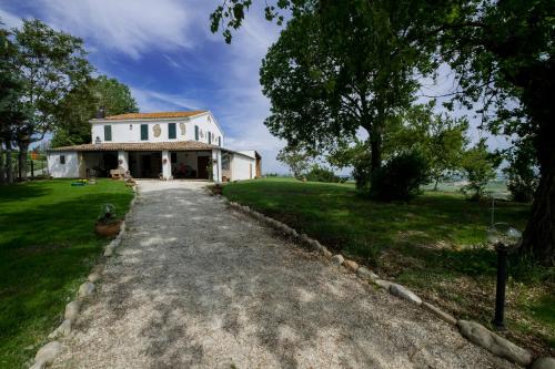 Το κτήριο όπου στεγάζεται  το bed & breakfast
