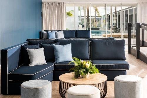 Un lugar para sentarse en Tradewinds Hotel and Suites Fremantle