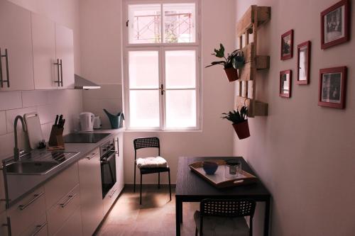 Kuchyň nebo kuchyňský kout v ubytování 95m²-Apartment Tunnel
