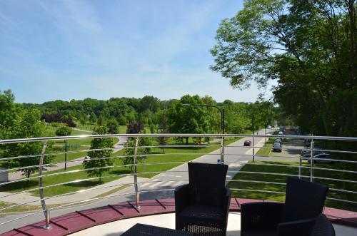 A balcony or terrace at Dormed Medical SPA