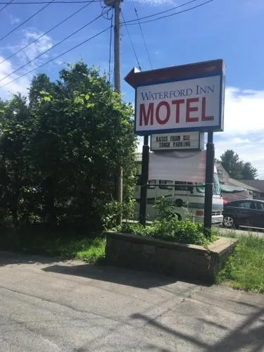 Waterford Inn in West Albany