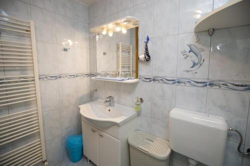 Phòng tắm tại Apartmaji Matej Cvetek