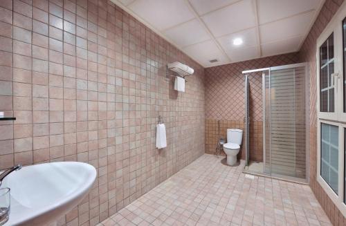 Kylpyhuone majoituspaikassa Spectrums Residence Jeddah
