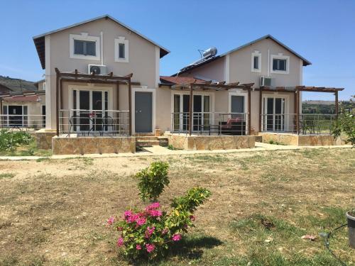 Φωτογραφία από το άλμπουμ του Daphne's Boutique Apartments στο Λιβάδι