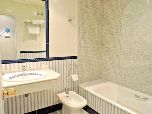 Gallery image of Hotel Las Yucas in Atarfe