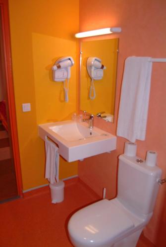 Koupelna v ubytování Hôtel Bertrand