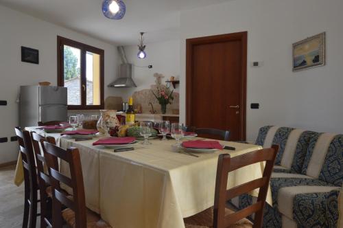 Ruang duduk di Villa Le Querciolaie