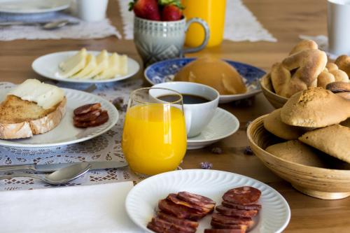 Afbeelding uit fotogalerij van Casa de Belharino in Miranda do Douro