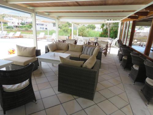 Gallery image of Corali Beach Hotel in Ios Chora