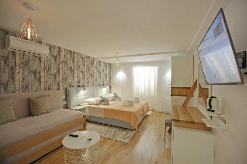 Central Apartments Integrated Hotel