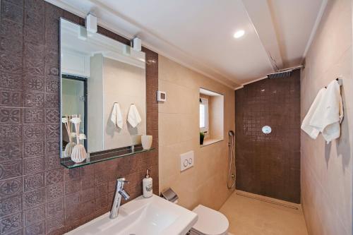 Bilik mandi di Luxury Studio '936'
