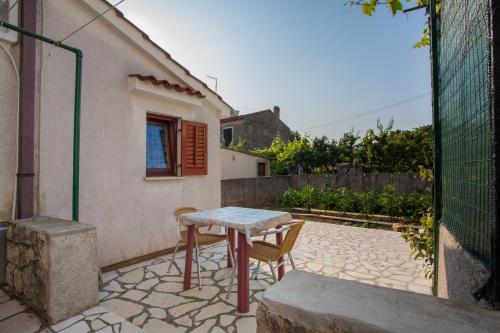 Gallery image of Rooms Ester in Cres